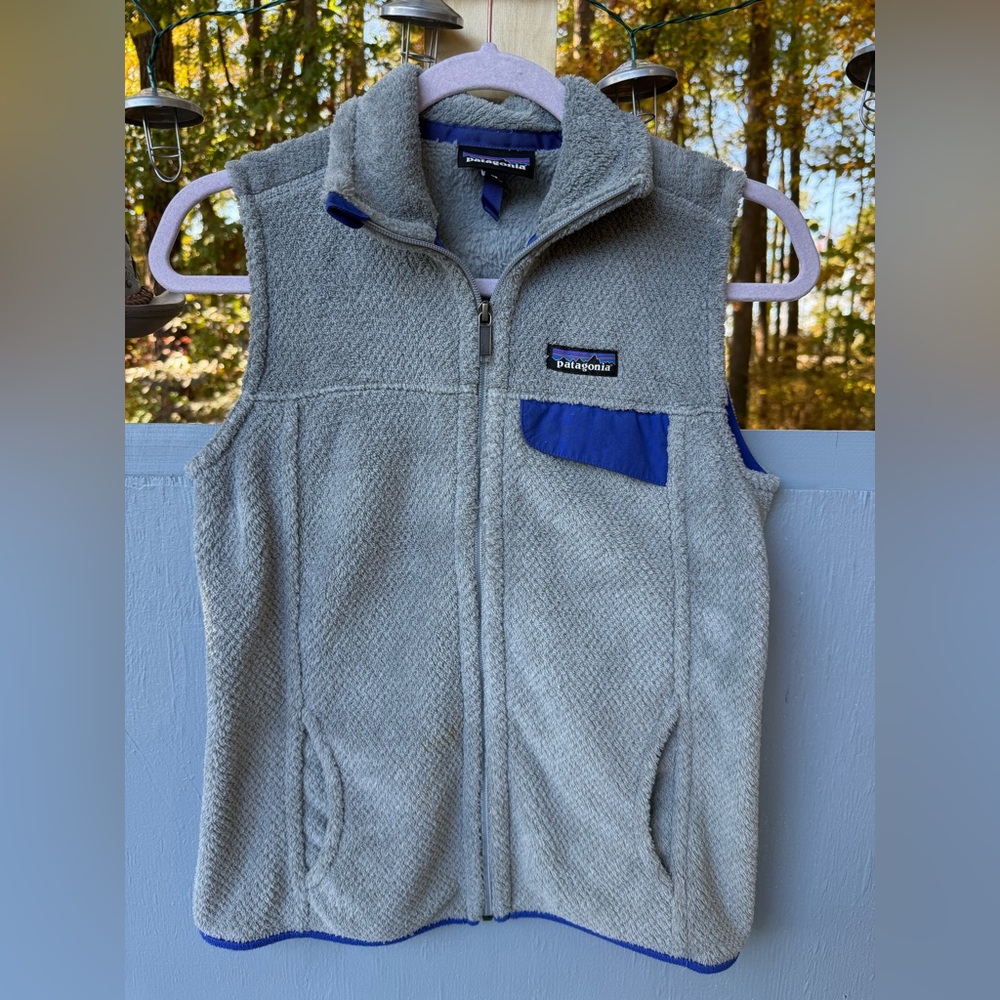Patagonia Fleece Vest in Gray‎ with Blue Accent